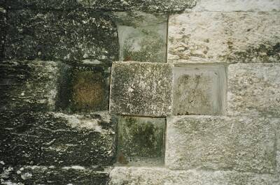Kreuz in Tempelanlage Chicanna